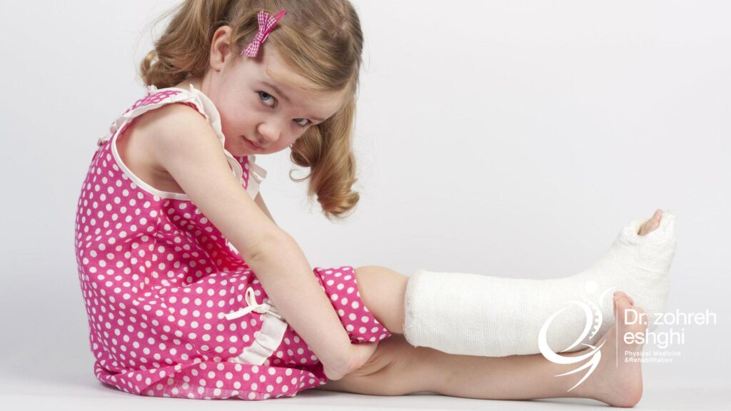 علائم و علت شکستگی استخوان در کودکان